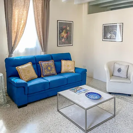 Juliet House Верона