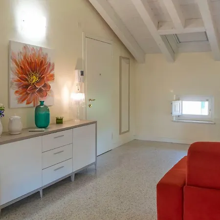 Juliet House Гостьовий будинок Верона