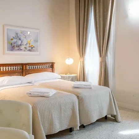 Juliet House 2* Верона