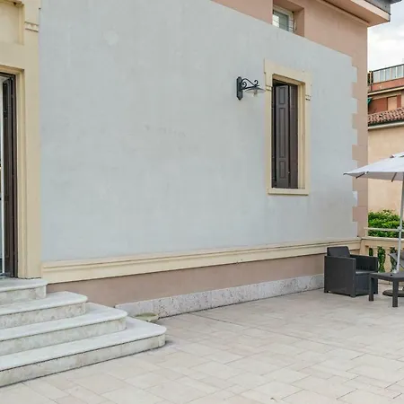 Juliet House 2* Верона