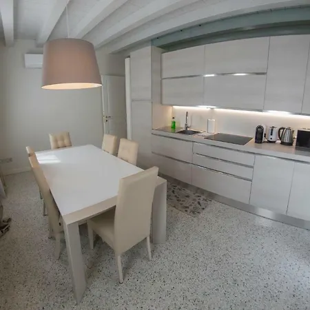 Гостьовий будинок Juliet House