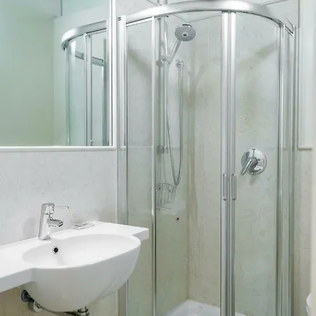 Juliet House Гостьовий будинок 2*