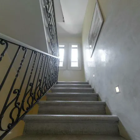 Juliet House Гостьовий будинок Верона