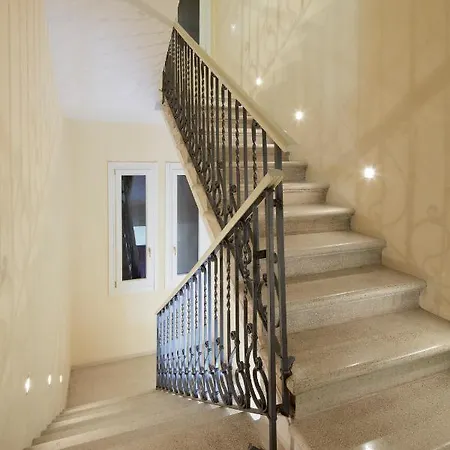 Гостьовий будинок Juliet House Верона